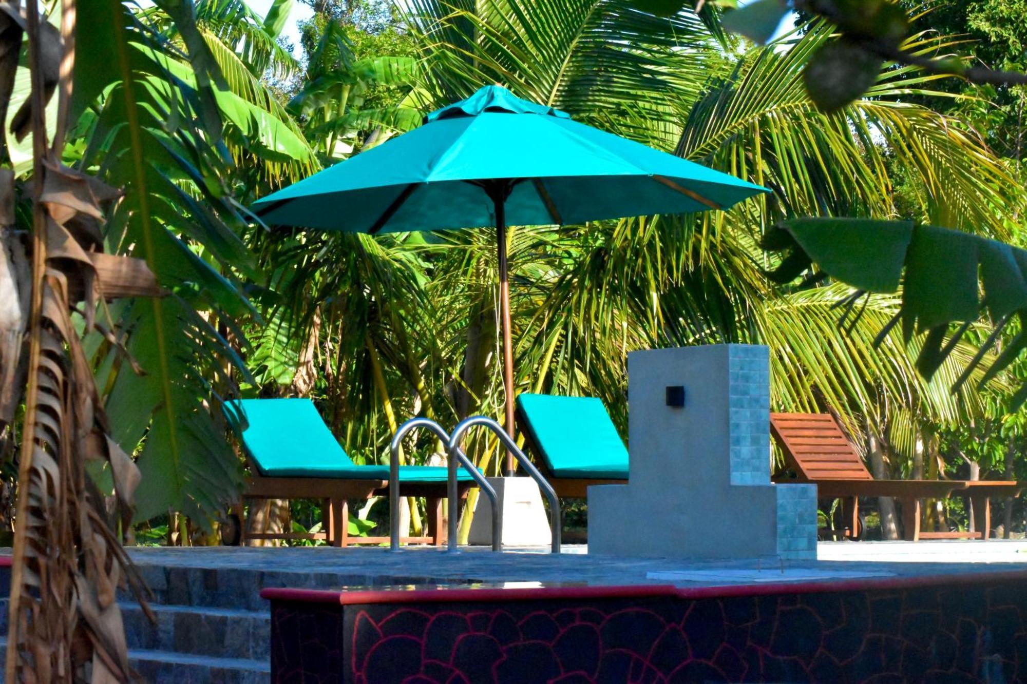 Green Hut Nature Resort سيغيرِيا المظهر الخارجي الصورة