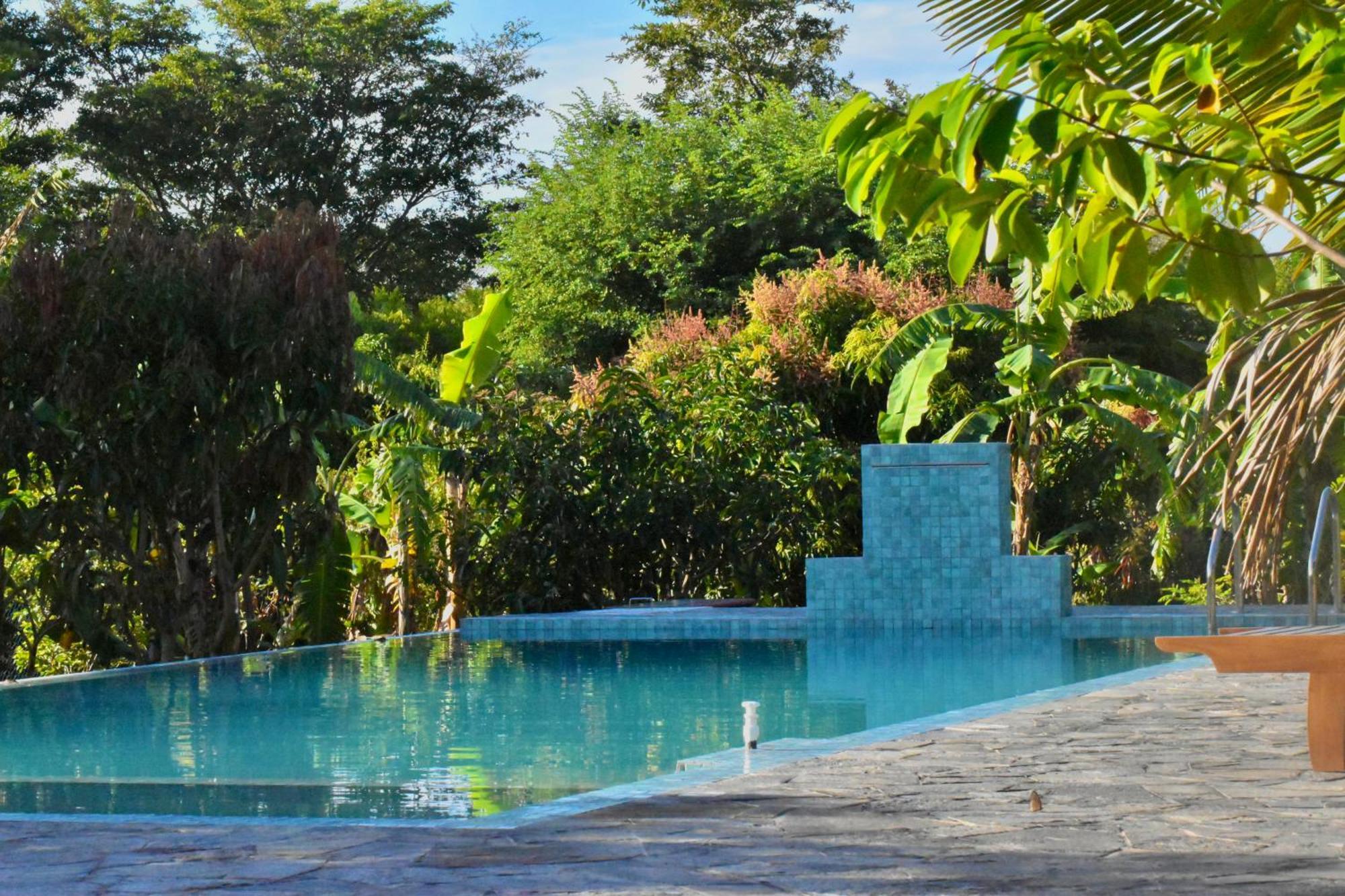 Green Hut Nature Resort سيغيرِيا المظهر الخارجي الصورة